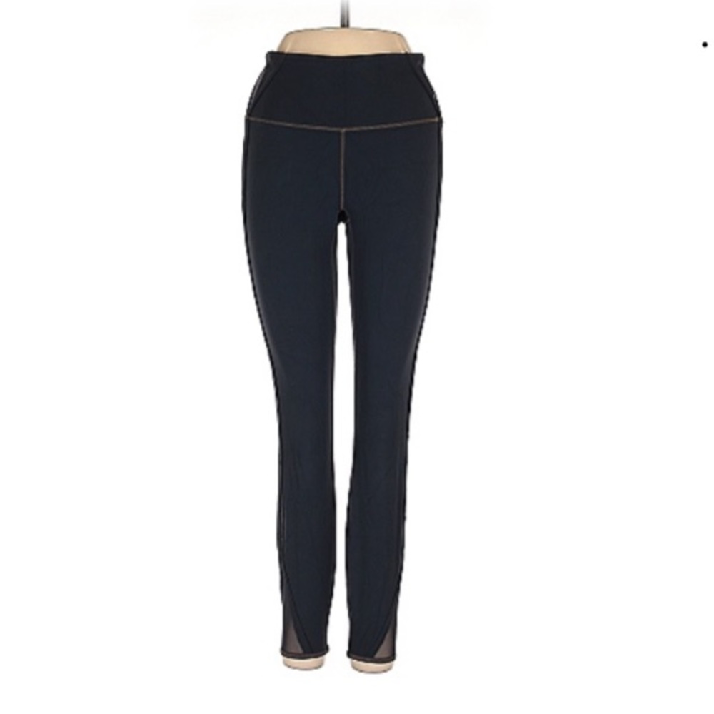Athleta Gray with Tan‎ Piping and Mesh Detailing Pants Size XS